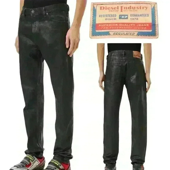 NWT Diesel 1995 D-Sark Straight Leg Jeans Mens Sz 33 Deep Black Grunge Punk Dad - Picture 1 of 3